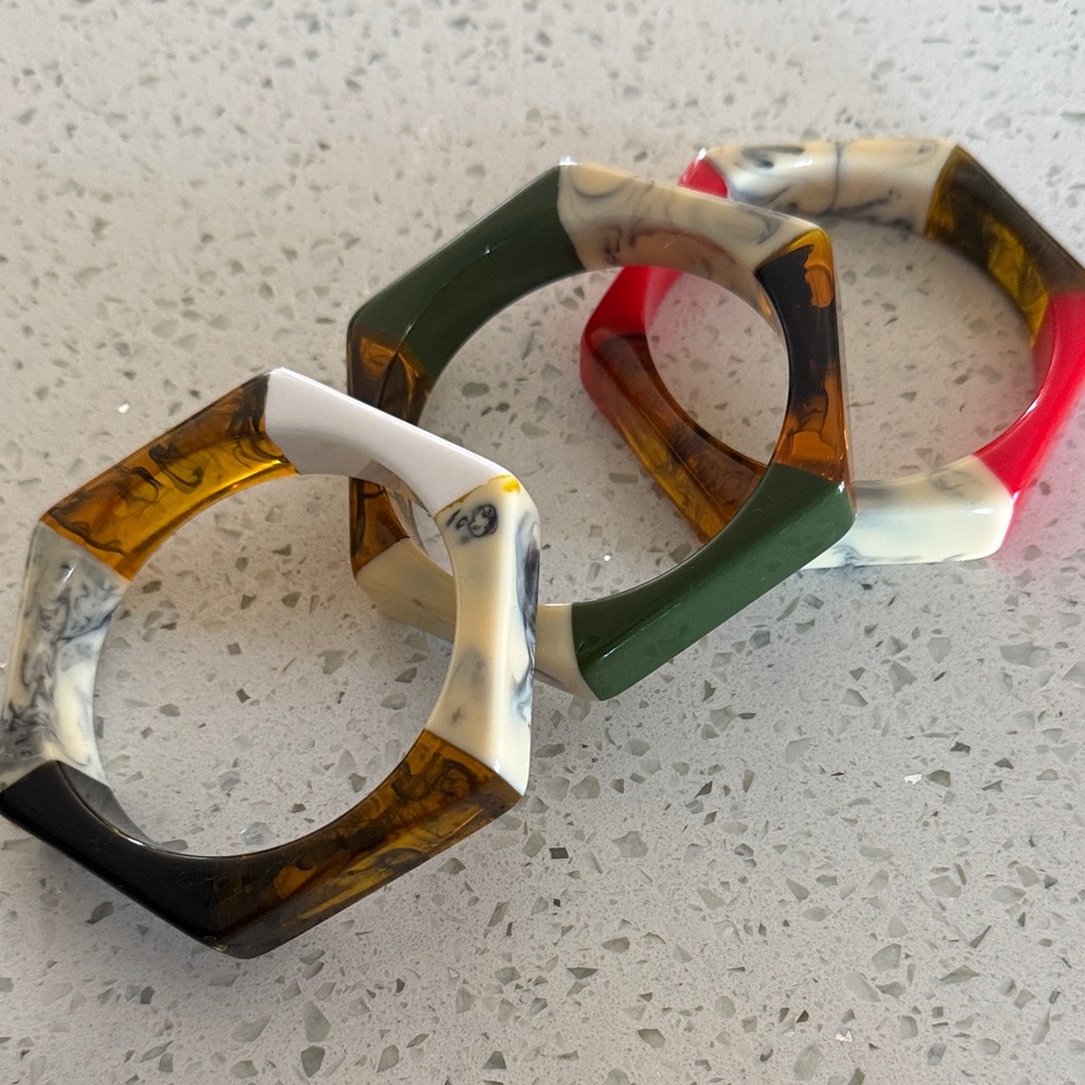 Plunder Multicolor Hexagon Bracelets - image 1